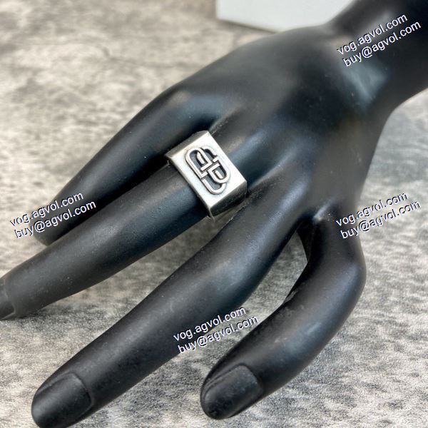 リング 指輪 2色可選 2020秋冬 超人気美品◆ バレンシアガ BALENCIAGA バレンシアガスーパーコピー