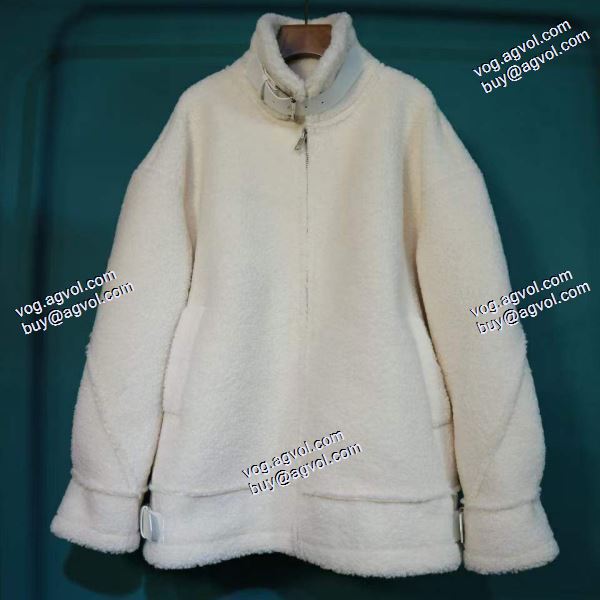 バレンシアガ BALENCIAGA 2020秋冬 一味違うケーブル編みが魅力満点 ウールコート 2色可選 バレンシアガブランド 偽物 通販