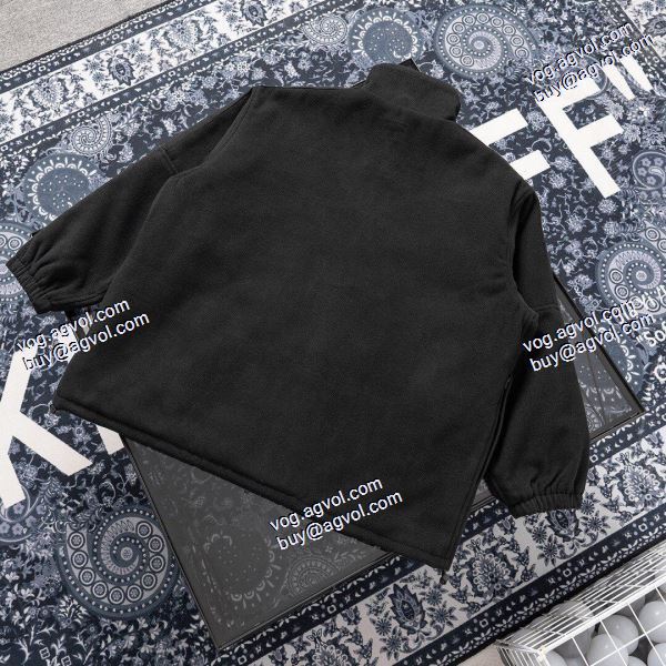 主役になる存在感 2020秋冬 バレンシアガ BALENCIAGA ウールコート BALENCIAGAスーパーコピー