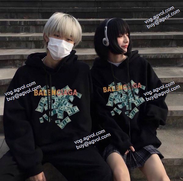 バレンシアガ BALENCIAGA 2020秋冬 パーカー お洒落自在 BALENCIAGAコピー
