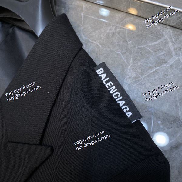 バレンシアガ BALENCIAGA ファッションカジュアルスーツ 2020秋冬 強い魅力を感じる一枚 テーラードジャケット BALENCIAGAスーパーコピー