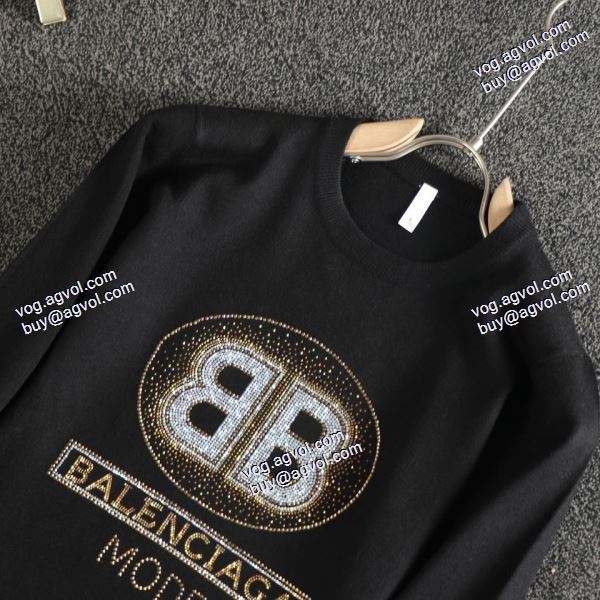 バレンシアガコピーブランド 2020秋冬 お買い得品 バレンシアガ BALENCIAGA プルオーバーパーカー 2色可選