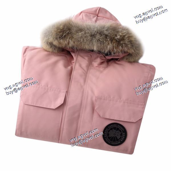 カナダグース Canada Goose 特別人気感謝SALE 2020秋冬 メンズ ダウンジャケット しっかり暖かな感じ CANADA GOOSEブランドスーパーコピー
