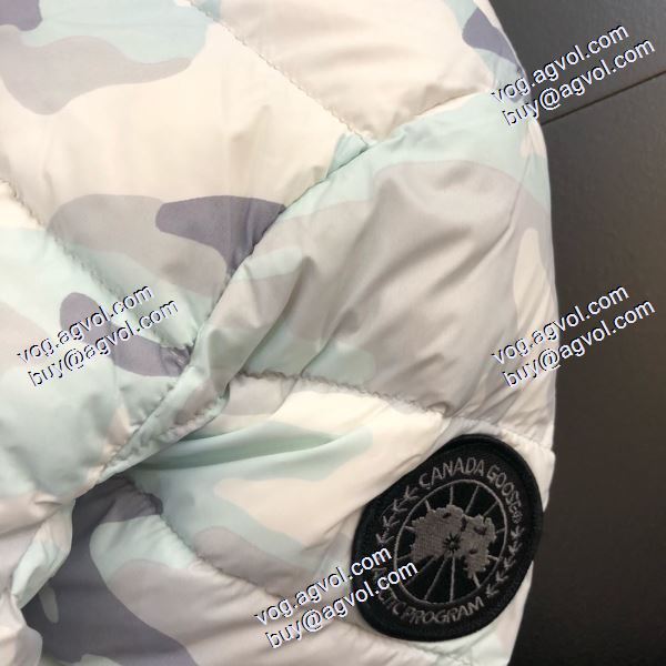 2020秋冬 極上の着心地 カナダグース Canada Goose 白迷彩ダウンジャケット プレミアムダウンコート CANADA GOOSEコピー ブランド