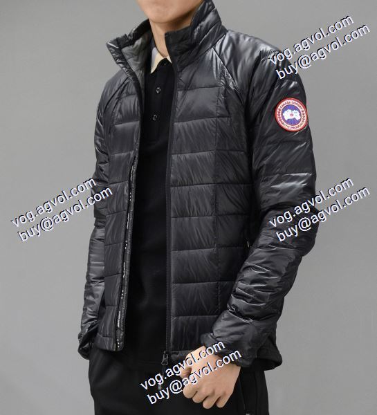2020秋冬 カナダグース Canada Goose 耐久性のある カナダグースコピー 軽量ダウンジャケット カナダグーススーパーコピー 2色可選 高レベルの保温性