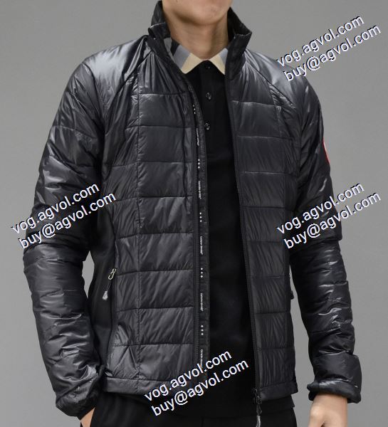 2020秋冬 カナダグース Canada Goose 耐久性のある カナダグースコピー 軽量ダウンジャケット カナダグーススーパーコピー 2色可選 高レベルの保温性