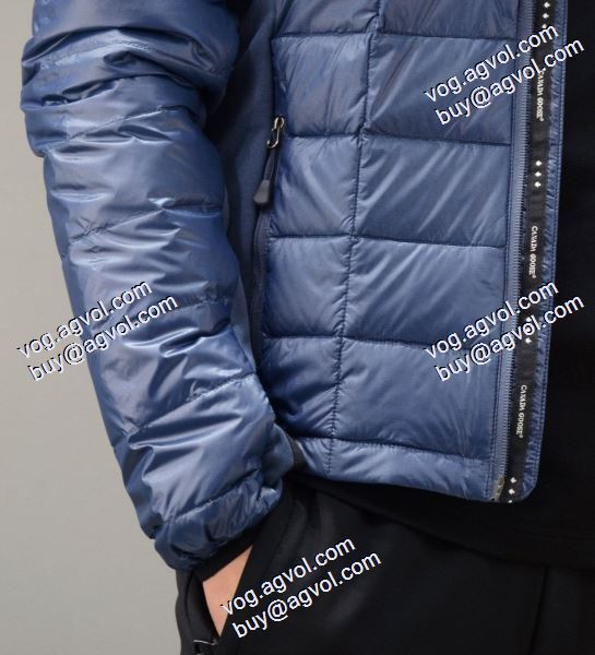 2020秋冬 カナダグース Canada Goose 耐久性のある カナダグースコピー 軽量ダウンジャケット カナダグーススーパーコピー 2色可選 高レベルの保温性