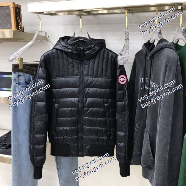 人気激売れ 2020秋冬 Canada Goose カナダグースコピーダウンジャケット 軽くて暖かい