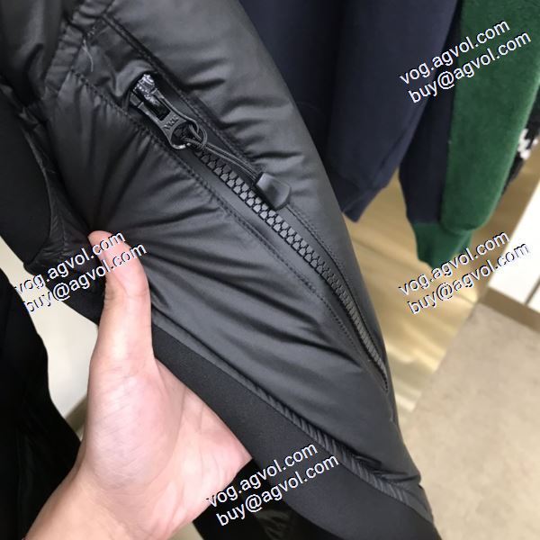 2020秋冬 値下げ！ カナダグース Canada Goose 軽量ダウン 撥水加工の施された カナダグースコピー