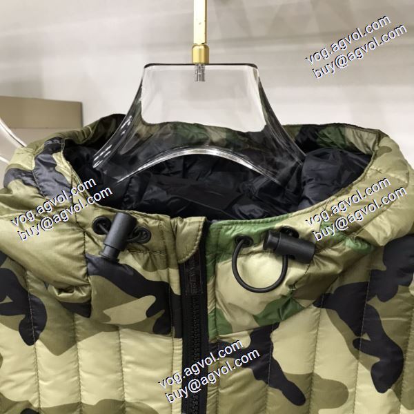 2020秋冬 美品！カナダグース Canada Goose ブランドコピー 軽量ダウン 身体を保温できる