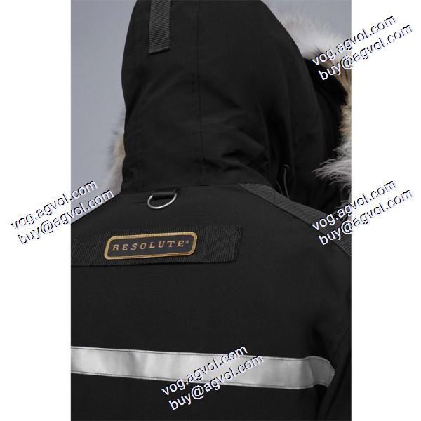 大特価 2020秋冬 カナダグース Canada Goose RESOLUTE ダウンジャケット ふわふわな感触 3色可選 カナダグーススーパーコピー