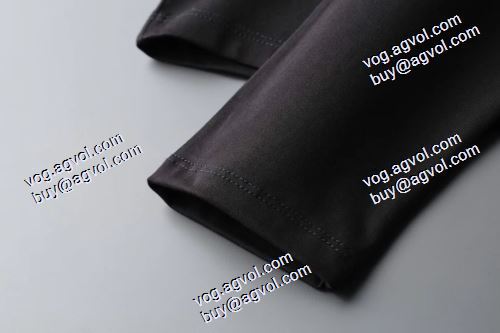  2020AW バレンシアガコピー代引 2色可選 長袖 /ロングTシャツ海外セレブ愛用 BURBERRY偽物  極上の着心地