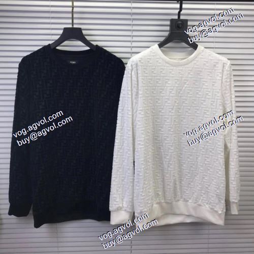   FENDIコピー代引 存在感のある  フェンディコピー 長袖 /ロングTシャツ2色可選 今買い◎得  2020AW