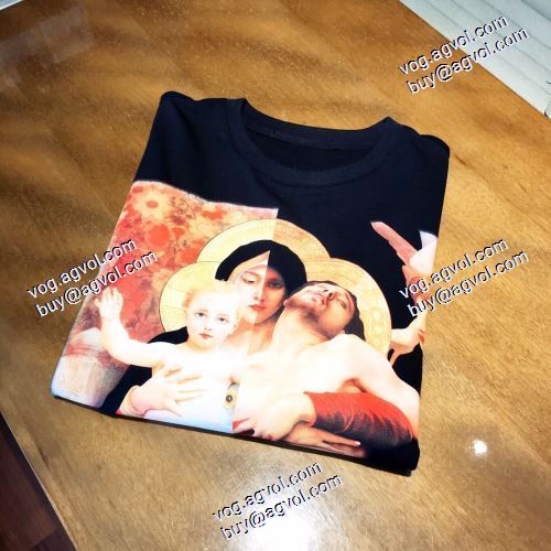  数に限りがある 2020AW ジバンシーコピー偽物 希少価値大！長袖 /ロングTシャツ GIVENCHYコピー激安 