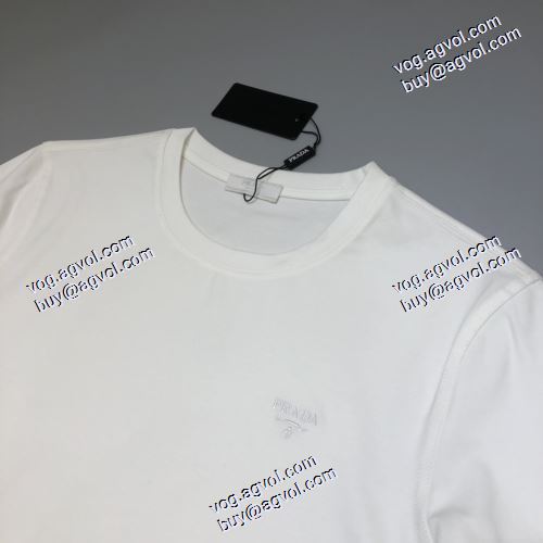  海外セレブ愛用 2色可選 高級感ある 2022AW  PRADAコピー代引 長袖 /ロングTシャツ プラダコピー偽物