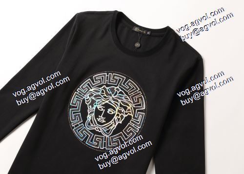  ヴェルサーチコピー  人気商品登場  2020AW VERSACEコピー激安 2色可選 長袖 /ロングTシャツ 個性的なデザ 