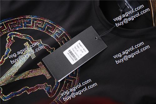  ポップ 2020AW VERSACEコピー激安  ファション性の高い 2色可選 ヴェルサーチコピー 長袖 /ロングTシャツ  