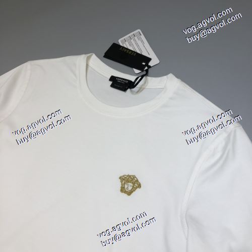  落ち着いた感覚 2色可選 ヴェルサーチコピー 長袖 /ロングTシャツ 着心地抜群  2020AW VERSACEコピー激安  