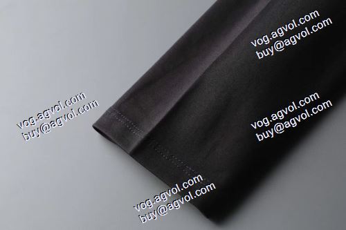  セール中 2色可選  長袖 /ロングTシャツ 長く愛用できる  2020AW VERSACEコピー激安 ヴェルサーチコピー