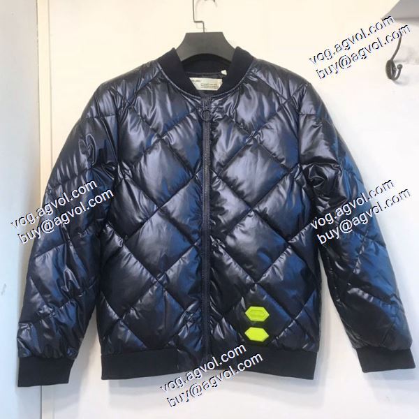 2020秋冬 上品な輝きを放つ形 2色可選 保温性を発揮する ダウンジャケット Off-White オフホワイトスーパーコピー