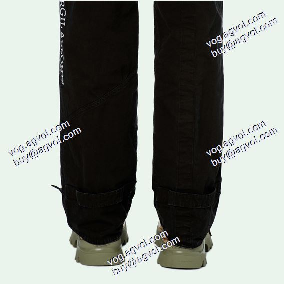 大絶賛の履き心地!2020秋冬 Off-White オフホワイトブランドスーパーコピー デニムパンツ