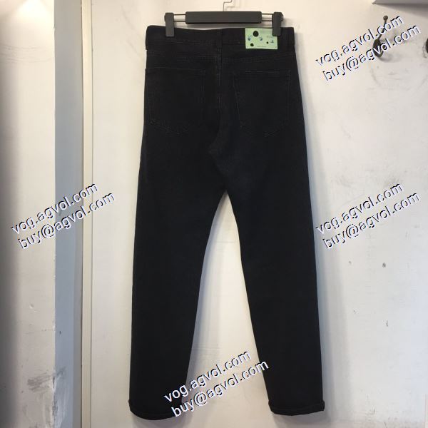 Off-White オフホワイトブランド コピー デニムパンツ 絶妙なルーズ感 2020秋冬 