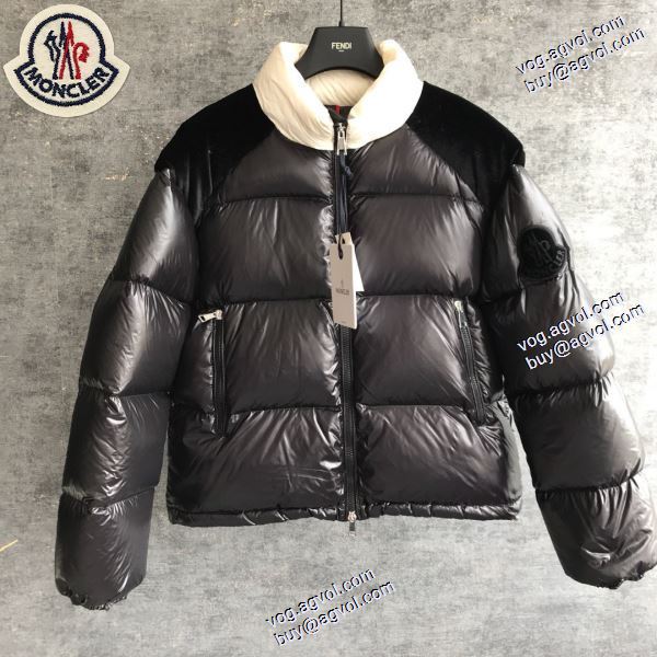 お洒落に魅せる 2020AW ダウンジャケット メンズ MONCLERブランドコピー 寒い季節にピッタリの一枚