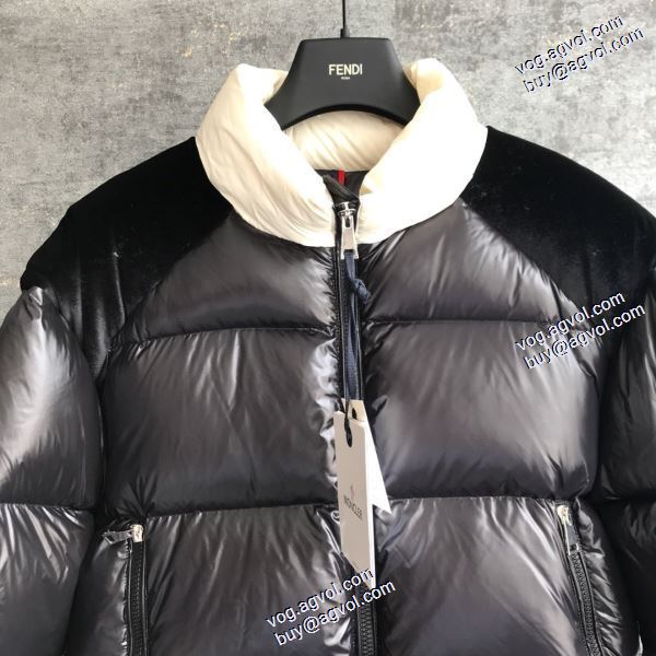 お洒落に魅せる 2020AW ダウンジャケット メンズ MONCLERブランドコピー 寒い季節にピッタリの一枚