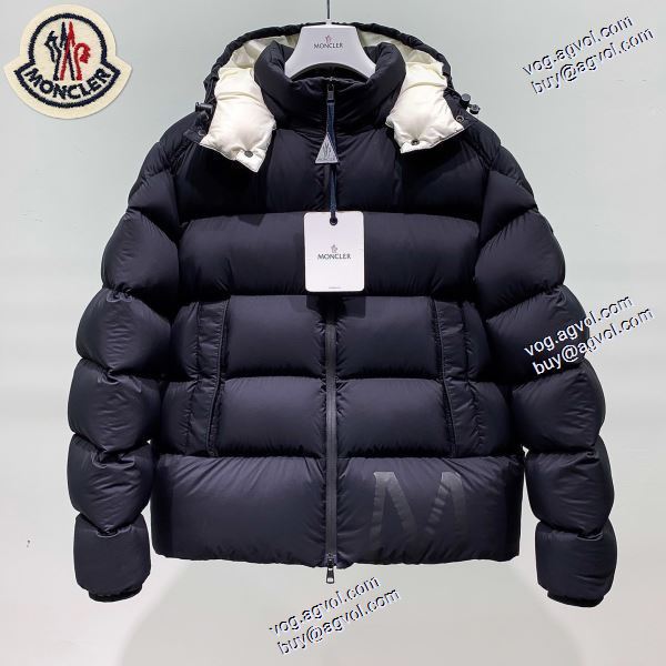 魅力ファッション しっとりなめらかな極上の肌触り 2020AW ダウンジャケット メンズ MONCLERスーパーコピー