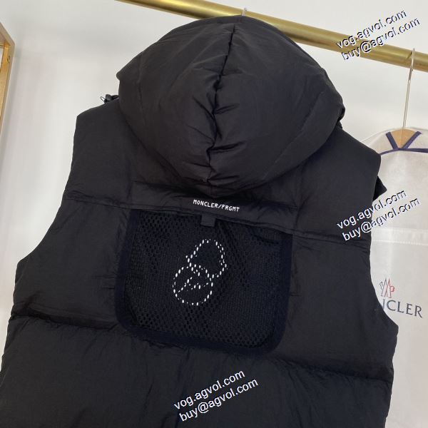スタイリッシュな印象 2020AW ダウンジャケット メンズ MONCLERスーパーコピー 激安 光沢のある