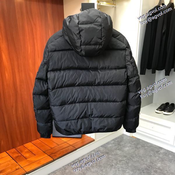 人気商品登場 秋冬を彩る一着 3色可選 2020AW ダウンジャケット メンズ MONCLERスーパーコピー 代引