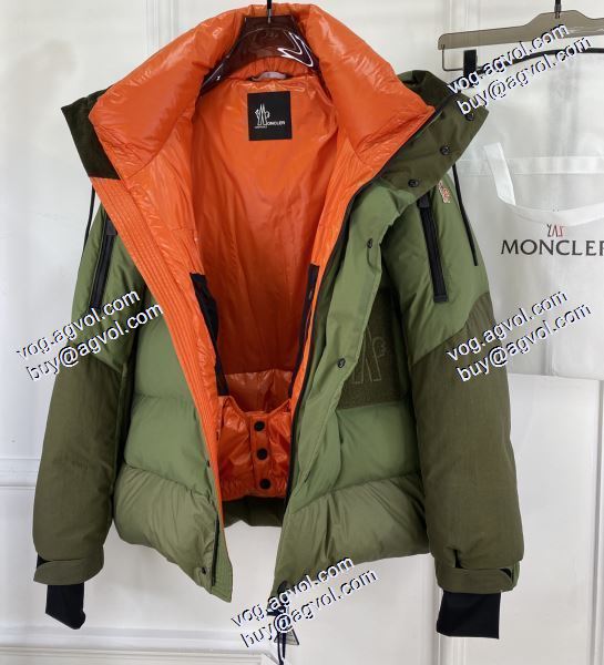 ダウンジャケット MONCLER モンクレール ブランドスーパーコピー 大絶賛の履き心地! 2020秋冬 厳しい寒さに耐える