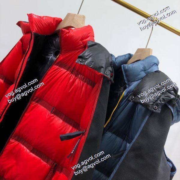 大好評 モンクレール MONCLER 2020秋冬 肌触り柔らかく モンクレールブランド 偽物 通販 GRAIG GREEN連名の帽子パーカーコート 2色可選