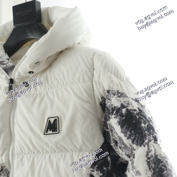 抜群の雰囲気が作れる! モンクレール MONCLER 軽くて暖かい 2020秋冬 MONCLERブランド コピー 雪山ダウンジャケットChbeton男性羽毛ジャケット