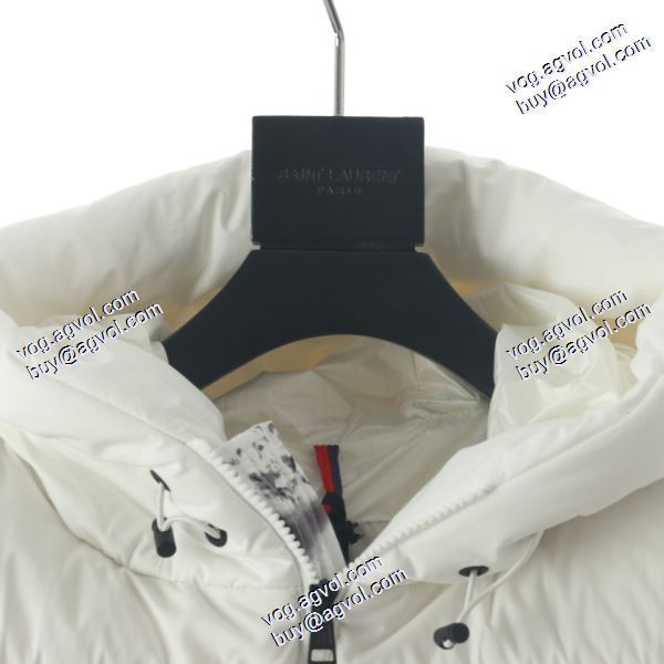 抜群の雰囲気が作れる! モンクレール MONCLER 軽くて暖かい 2020秋冬 MONCLERブランド コピー 雪山ダウンジャケットChbeton男性羽毛ジャケット