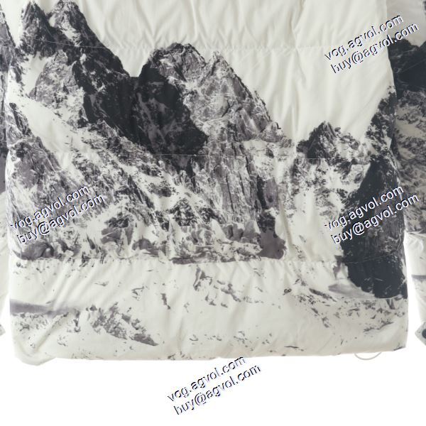 抜群の雰囲気が作れる! モンクレール MONCLER 軽くて暖かい 2020秋冬 MONCLERブランド コピー 雪山ダウンジャケットChbeton男性羽毛ジャケット