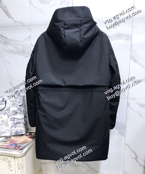 2色可選 モンクレール MONCLER 2020秋冬 人気商品 MONCLERコピーブランド ダウンジャケット