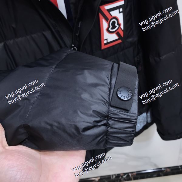 大人気☆NEW!! MONCLER偽物ブランド ダウンジャケット モンクレール MONCLER 2020秋冬