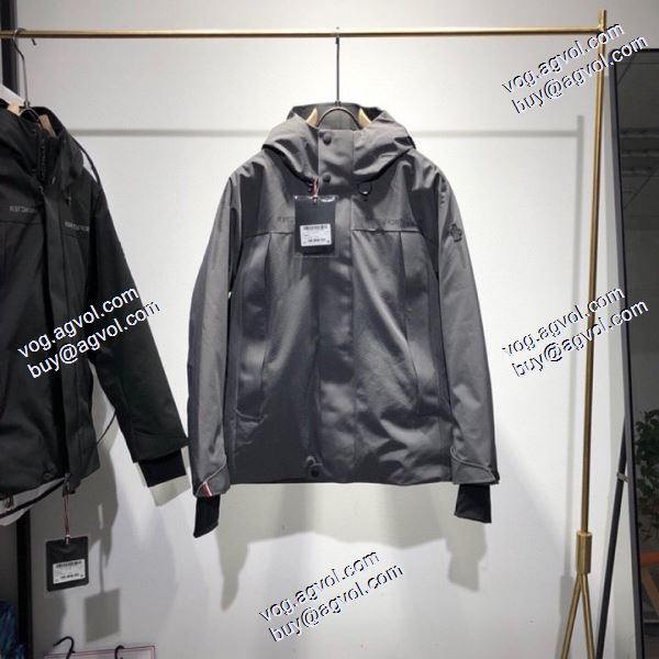 人気が爆発 撥水、透湿機能があり モンクレールブランド 偽物 通販 モンクレール MONCLER 2020秋冬 ダウンジャケット