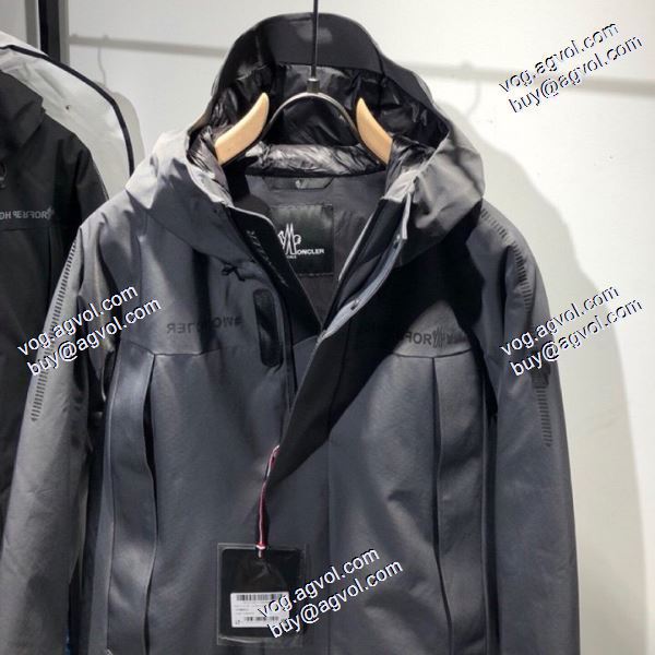 人気が爆発 撥水、透湿機能があり モンクレールブランド 偽物 通販 モンクレール MONCLER 2020秋冬 ダウンジャケット