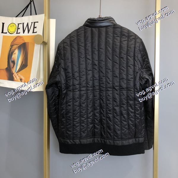 防風防寒保温 ◆モデル愛用◆ モンクレール MONCLER モンクレール偽物ブランド 2020FW ダウンジャケット