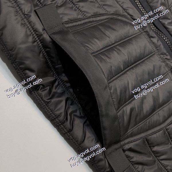 防風防寒保温 ◆モデル愛用◆ モンクレール MONCLER モンクレール偽物ブランド 2020FW ダウンジャケット
