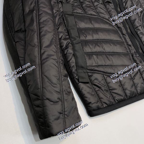 防風防寒保温 ◆モデル愛用◆ モンクレール MONCLER モンクレール偽物ブランド 2020FW ダウンジャケット