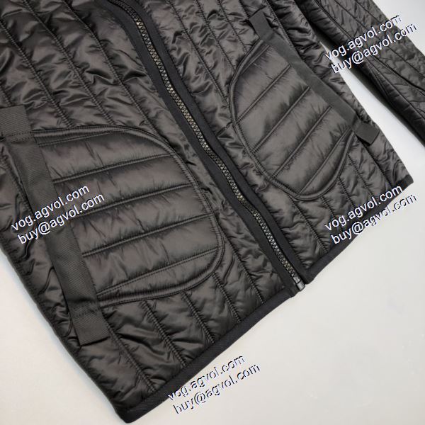 防風防寒保温 ◆モデル愛用◆ モンクレール MONCLER モンクレール偽物ブランド 2020FW ダウンジャケット