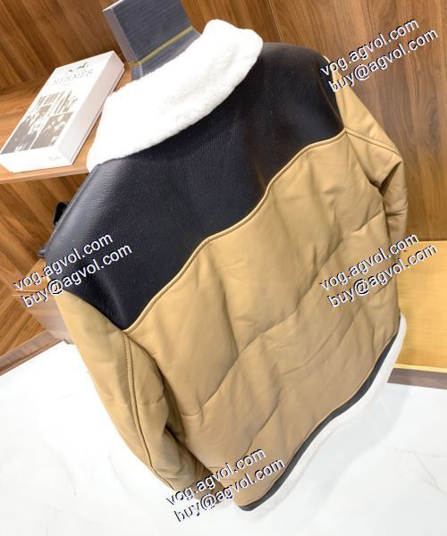 モデル大絶賛? モンクレール MONCLER 2020秋冬 N品  MONCLER偽物ブランド 革ジャンパー 男性用ファー一体ダウンジャケット