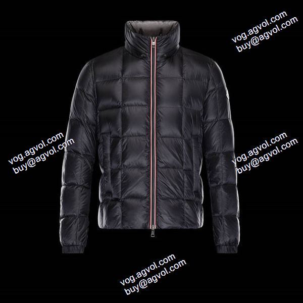 モンクレールコピー 防寒具としての機能もバッチリ MONCLER 2020秋冬 大人気☆NEW!! ダウンジャケット