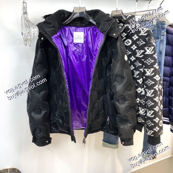 モンクレール MONCLERブランド コピー 人気販売中 2020秋冬 ダウンジャケット 厳しい寒さに耐える