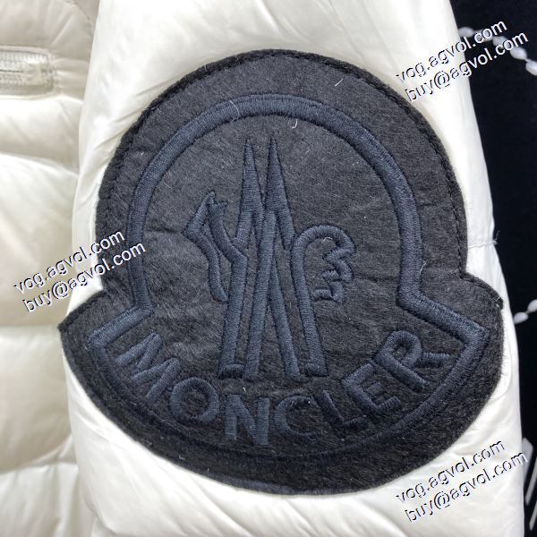 希少価値大！ モンクレール MONCLER偽物ブランド 2020秋冬 ダウンジャケット 防湿性に優れ