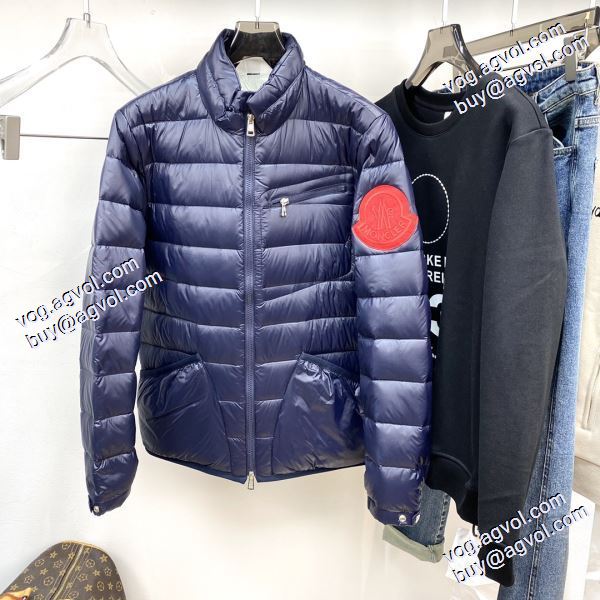 モンクレール MONCLERブランドコピー 綺麗に決まるフォルム！ 2020秋冬 ダウンジャケット