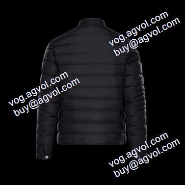 大人気再登場  モンクレール MONCLER 2020 Amiot軽量ダウンジャケット MONCLERスーパーコピー 